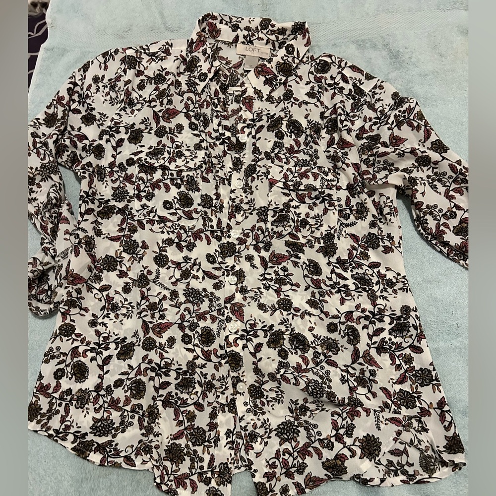 Loft ladies top, floral design